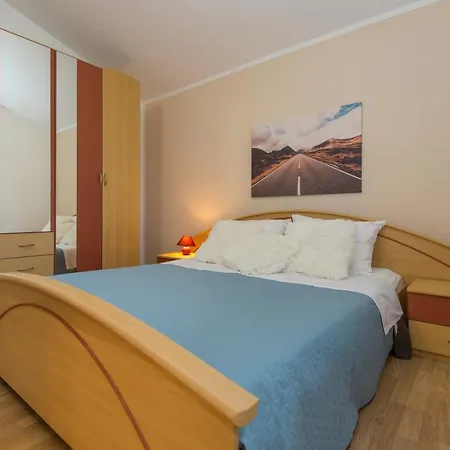 Ana Apartman