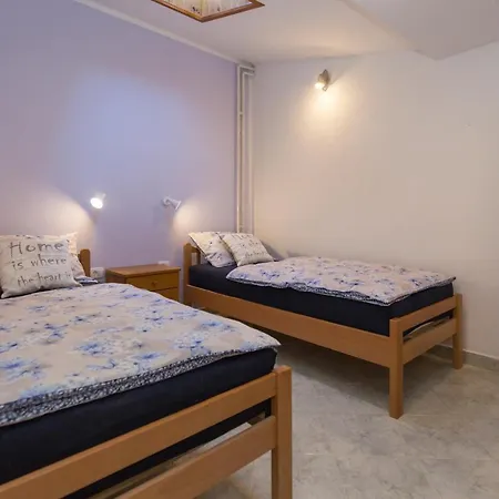 Ana Apartman *